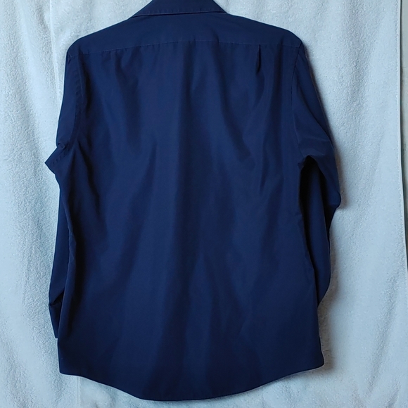 VanHeusen Mens Navy Fitted Dress Shirt - Picture 2 of 7